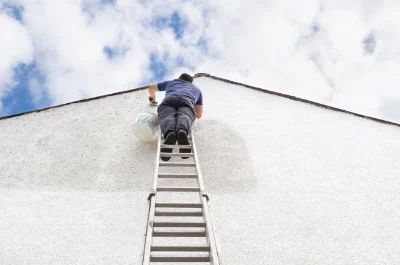 Peinture extérieure à Fontenay-Mauvoisin — façades et ravalement